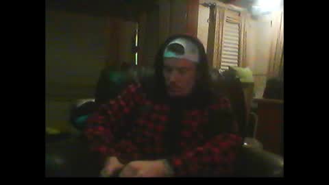 Snapshot of oh_you_know69 chatting on February 1, 3:30 am who dares  toss me some  tips lets have fun online show from February 1, 3:30 am