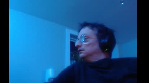 Snapshot of ohbitt chatting on January 9, 3:58 am ohbitt online show from January 9, 3:58 am