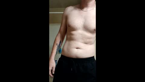 ohjaybones online show from May 31, 9:05 pm