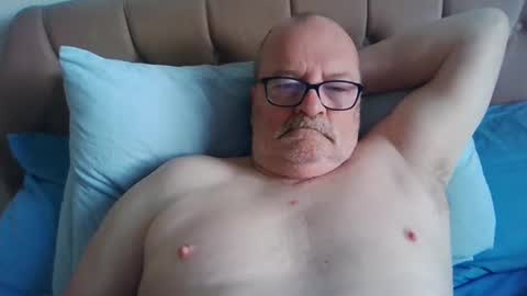 old_fkr online show from February 3, 10:03 am