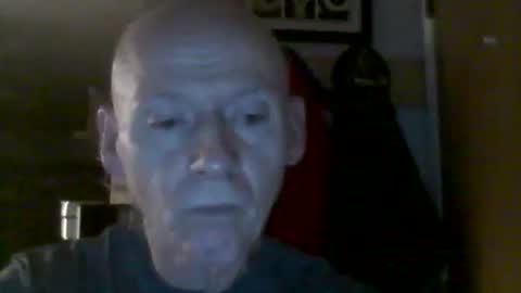 oldbuthorny62 online show from November 3, 7:01 am