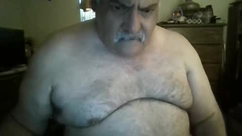 oldcockforyngladies online show from April 5, 11:18 am