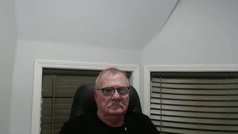 oldguybigd online show from October 4, 6:40 am