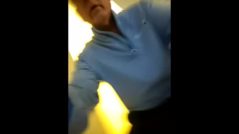 Snapshot of oldsubman chatting on January 26, 9:29 pm oldsubman online show from January 26, 9:29 pm