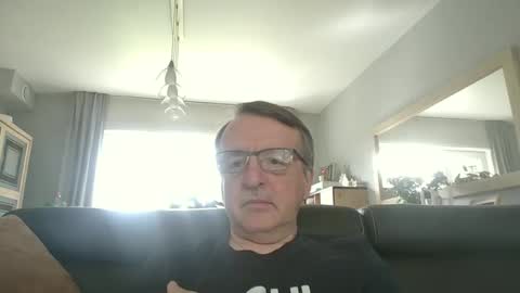 oldtimer160162493 online show from May 18, 1:39 pm