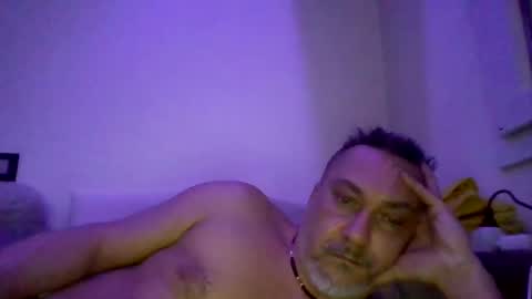 Snapshot of olimpio1230 chatting on January 10, 9:10 pm olimpio1230 online show from January 10, 9:10 pm