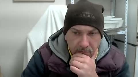 Snapshot of olimpio1230 chatting on January 4, 10:27 am olimpio1230 online show from January 4, 10:27 am