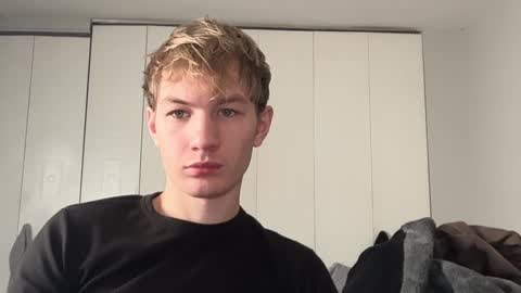 Oliver Beck online show from December 17, 7:37 pm