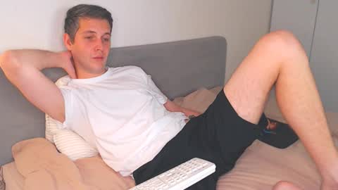 Oliver online show from September 20, 2:50 pm