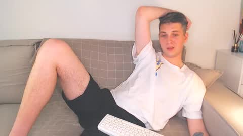 Oliver online show from December 7, 5:53 pm