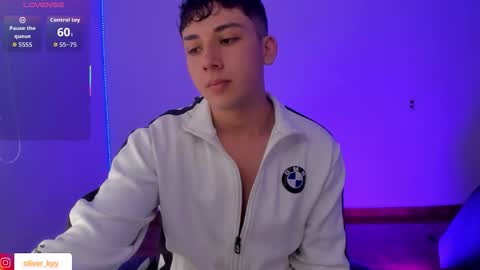 oliveeer online show from January 13, 6:34 pm