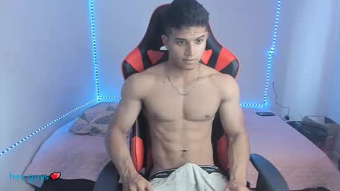 oliver thompsson online show from December 2, 12:49 pm