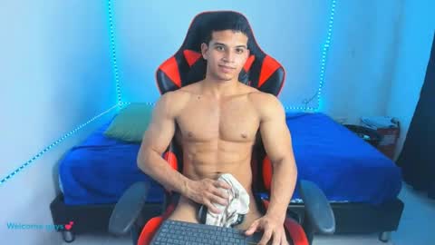 oliver thompsson online show from July 12, 10:34 pm