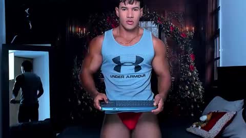 oliver_tommy online show from January 9, 11:59 am