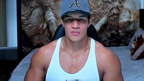 oliver_tommy online show from November 30, 12:40 pm