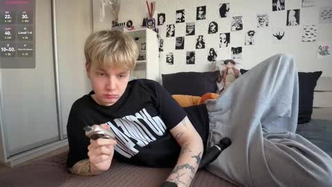 oliver online show from March 22, 1:38 pm