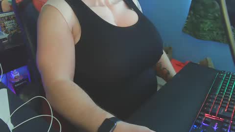 Snapshot of olorlando321 chatting on October 13, 2:01 pm Dani Pregna online show from October 13, 2:01 pm