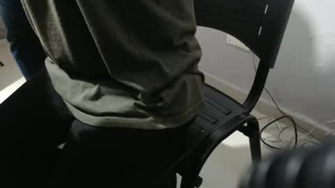 OlySantos online show from January 7, 1:32 pm