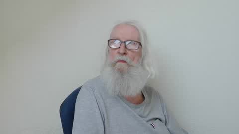 Somewhere over the rainbow online show from March 2, 2:24 pm