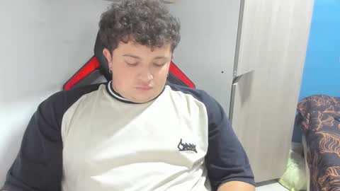 Andres INDEPENDENT MODEL online show from February 28, 3:04 am