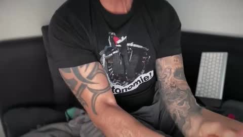 onkel90 online show from June 10, 7:14 pm