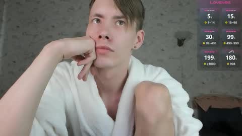 Erick  online show from March 14, 7:26 am