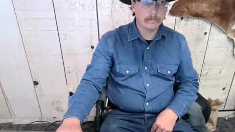 kinkynerd online show from December 24, 7:00 pm