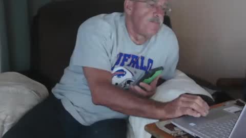 opiusdey online show from October 26, 8:33 pm