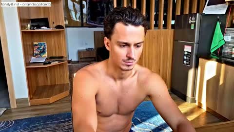 Fansly and Instagram -  online show from June 3, 10:06 am