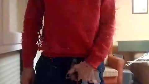 Snapshot of orus43 chatting on March 5, 2:45 pm orus43 online show from March 5, 2:45 pm