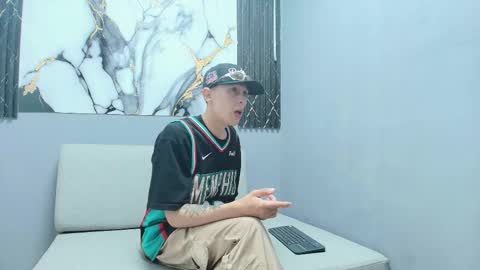 orus_241 online show from October 15, 11:01 pm