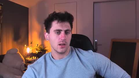 Oscar online show from October 28, 9:06 pm