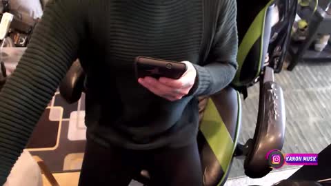 osirisbad online show from February 15, 8:06 pm