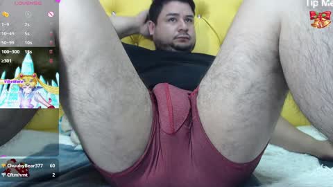 Snapshot of oso_gael chatting on December 14, 5:58 pm Bear Gael online show from December 14, 5:58 pm