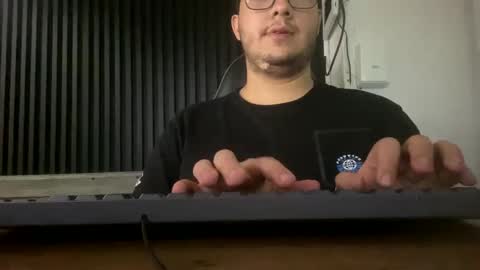 Snapshot of osomalicioso chatting on September 25, 8:57 am juan online show from September 25, 8:57 am