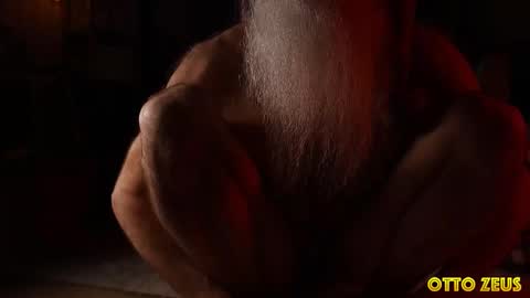 Otto Zeus online show from December 18, 7:15 am