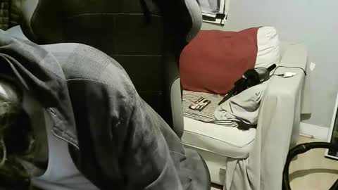 ouinnybis195625 online show from October 19, 3:48 pm