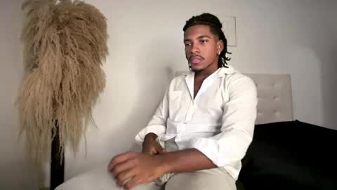 Owen online show from April 21, 1:42 am