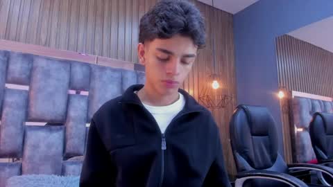 Owen Johnson online show from May 24, 11:49 am