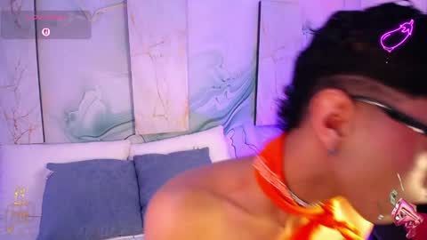 Owen online show from April 1, 3:30 am