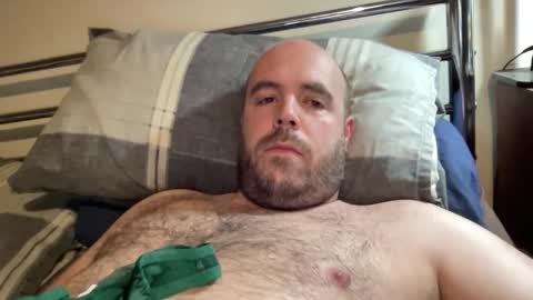 Snapshot of owenfn2 chatting on October 24, 5:42 am Owen2022 online show from October 24, 5:42 am