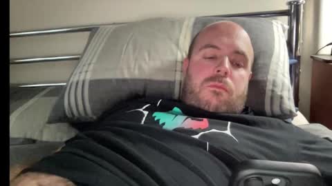 Snapshot of owenfn2 chatting on December 17, 2:33 pm Owen2022 online show from December 17, 2:33 pm