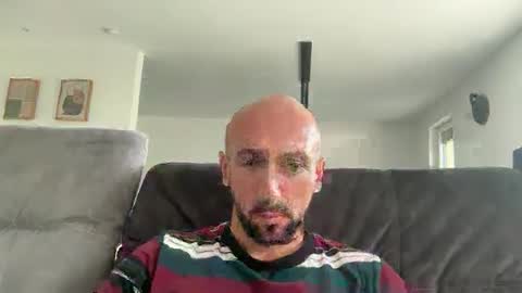 oxlade59 online show from October 25, 11:12 am