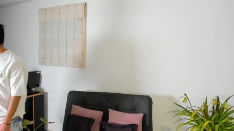 P online show from April 20, 2:25 am