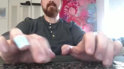 Snapshot of pabighunk chatting on October 27, 7:49 pm pabighunk online show from October 27, 7:49 pm