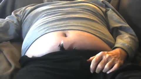 Daddy loves to play online show from January 21, 8:21 pm