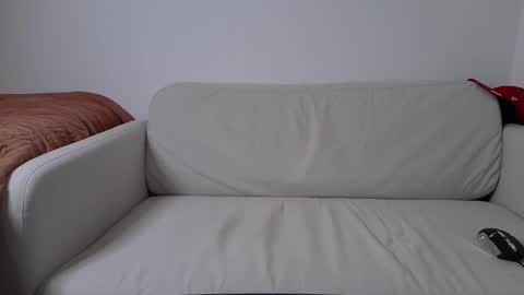 Snapshot of papijakey chatting on December 20, 1:25 am  -- New Videos Down Below online show from December 20, 1:25 am
