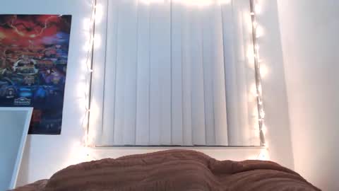 Snapshot of papijakey chatting on January 24, 9:49 am  -- New Videos Down Below online show from January 24, 9:49 am