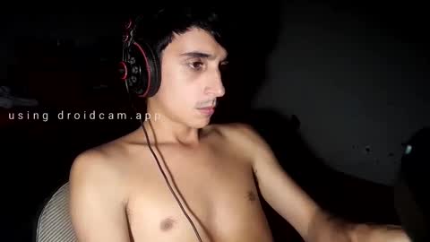 Snapshot of papito20cm chatting on March 5, 3:08 am Lau online show from March 5, 3:08 am