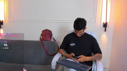 Ryan And Casper online show from June 19, 2:00 pm